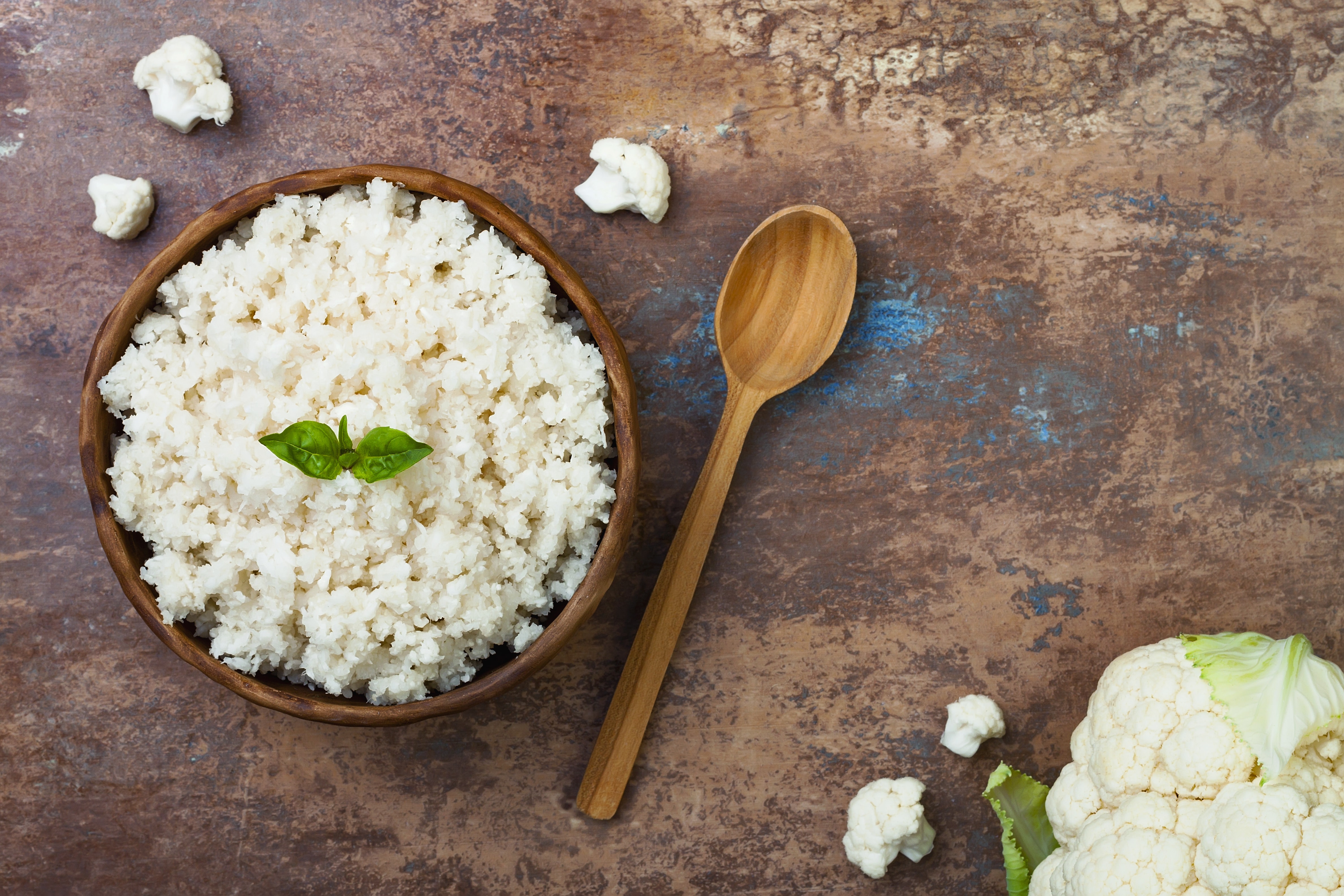 Cauliflower rice in a bowl. T